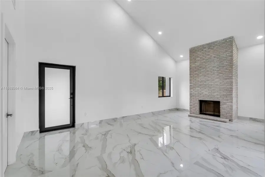 17353 NW 62nd Ct, Hialeah, FL 33015 - Image #3