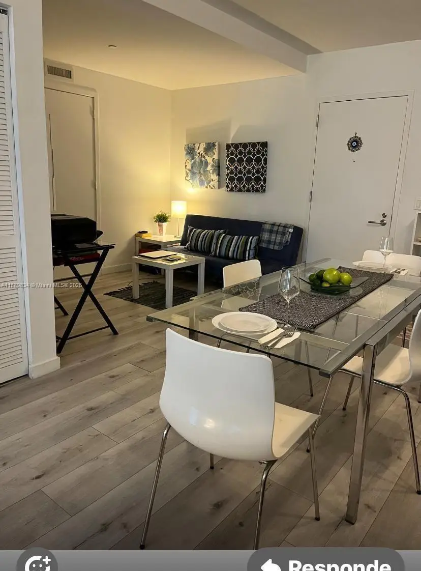 31 SE 6th St #804, Miami, FL 33131 - Image #3