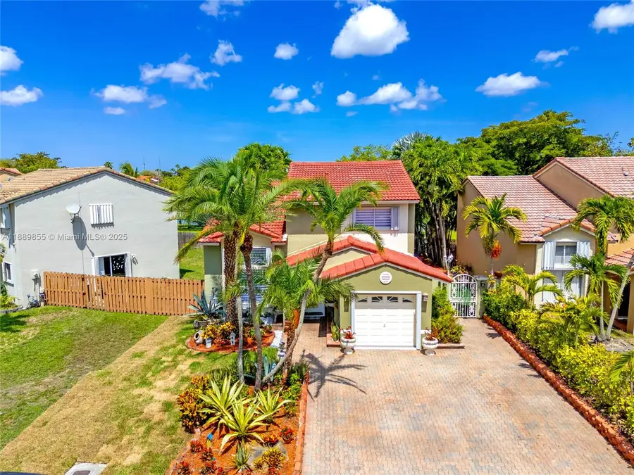 10213 SW 156th Ave, Miami, FL 33196 - Image #2