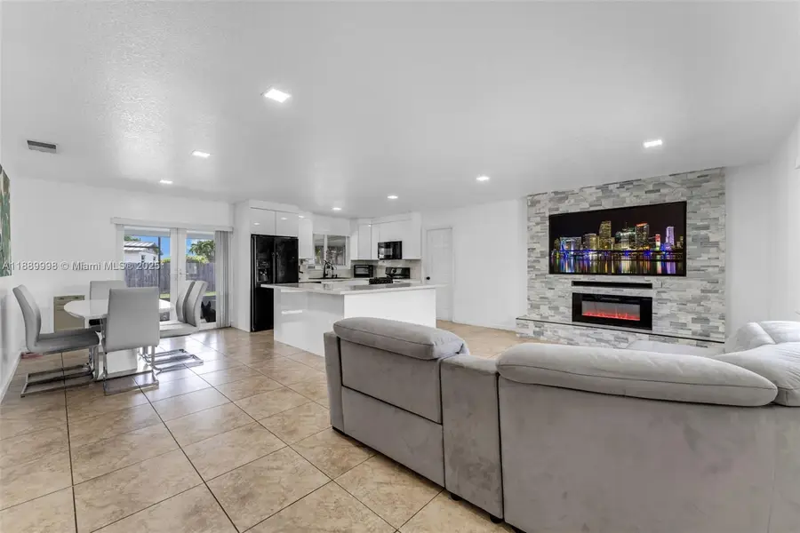 27645 SW 163rd Ave, Homestead, FL 33031 - Image #3