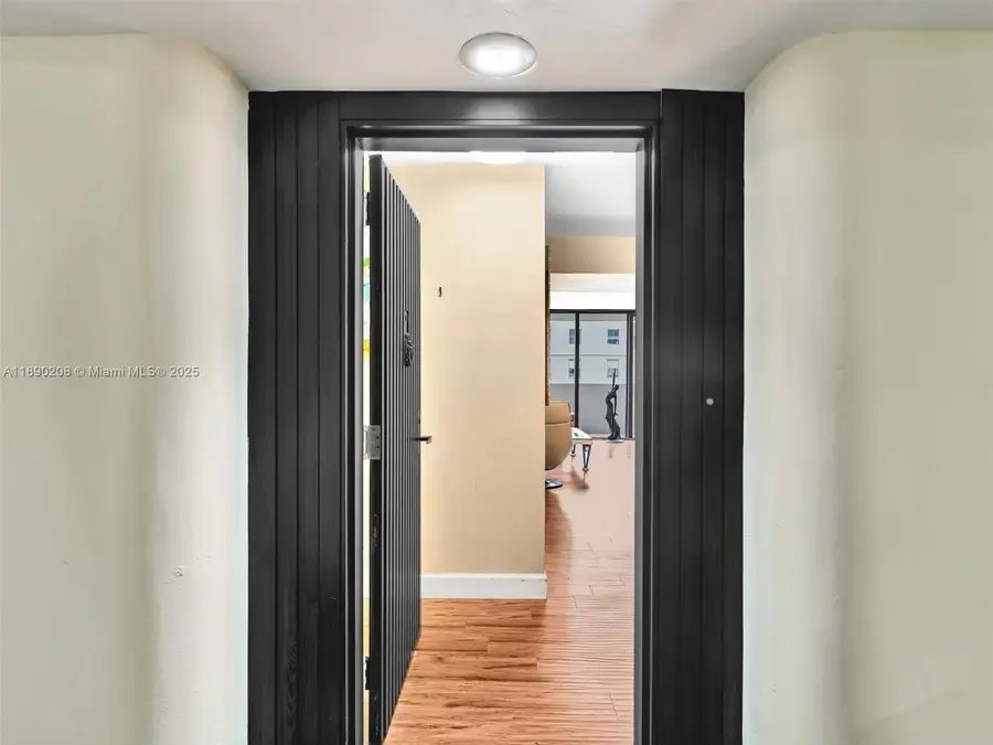 600 Biltmore Way #406, Coral Gables, FL 33134 - Image #2