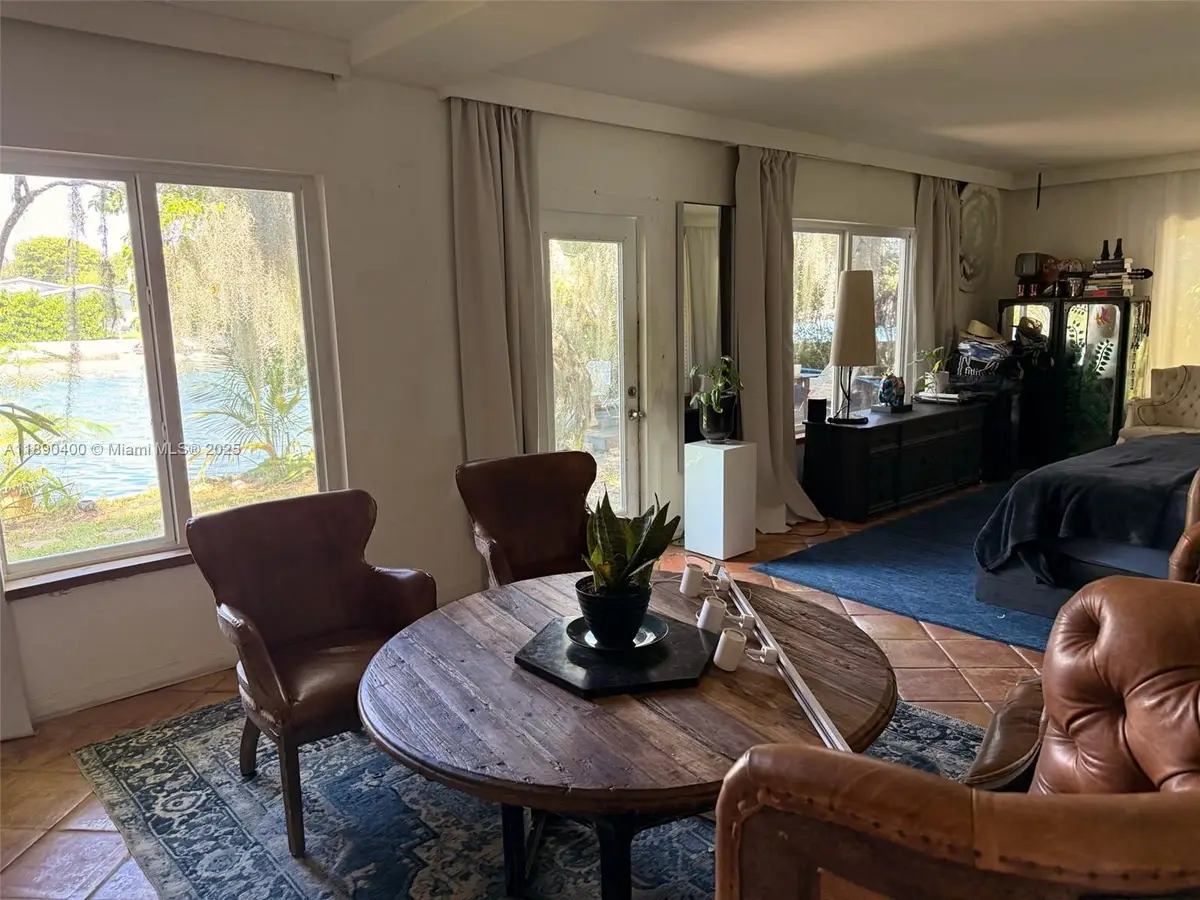 1785 Calais Dr #8, Miami Beach, FL 33141 - Image #1