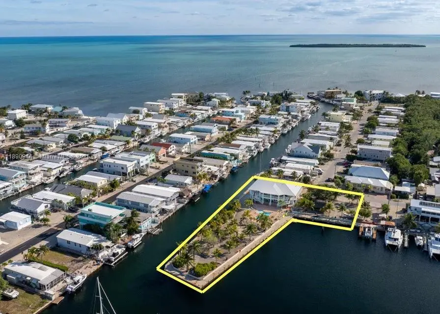 301 Oleander Dr, Tavernier, FL 33070 - Image #3