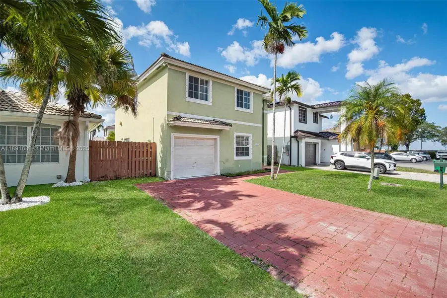 16122 SW 104th Ter, Miami, FL 33196 - Image #3