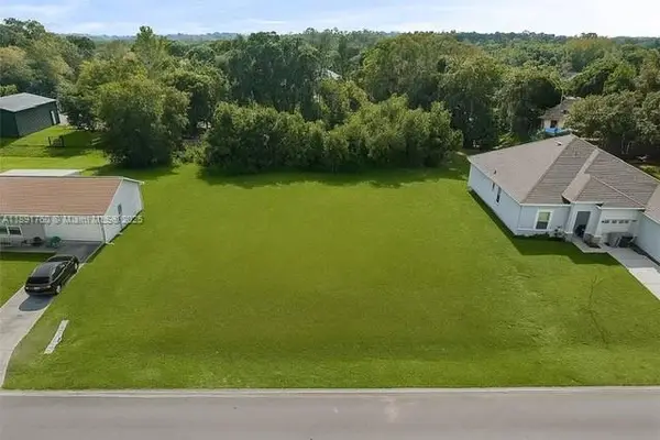 9060 101st Ave, Vero Beach, FL 32967