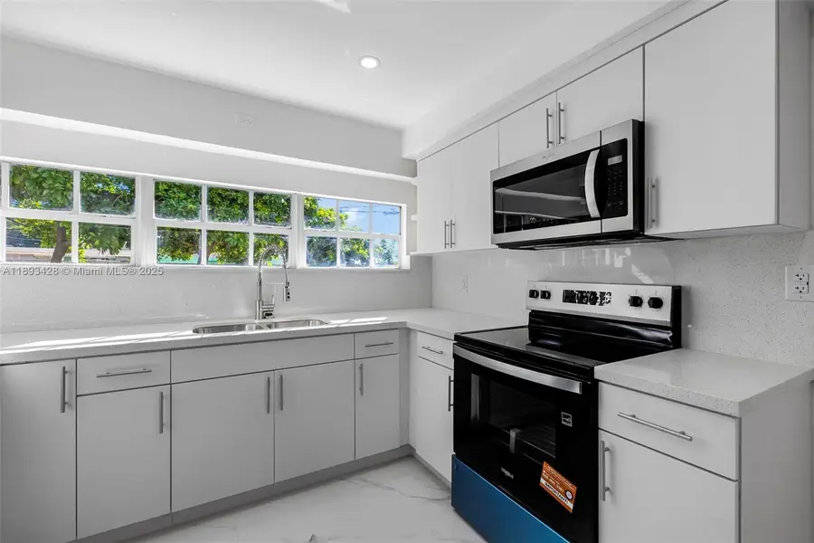 19611 NW 4th Ave, Miami Gardens, FL 33169 - Image #3