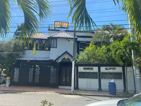 6 Calle 29 Este, ,  10133