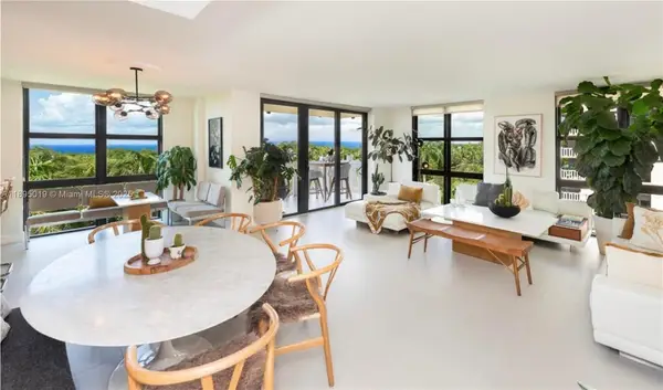 1121 Crandon Blvd #D402, Key Biscayne, FL 33149