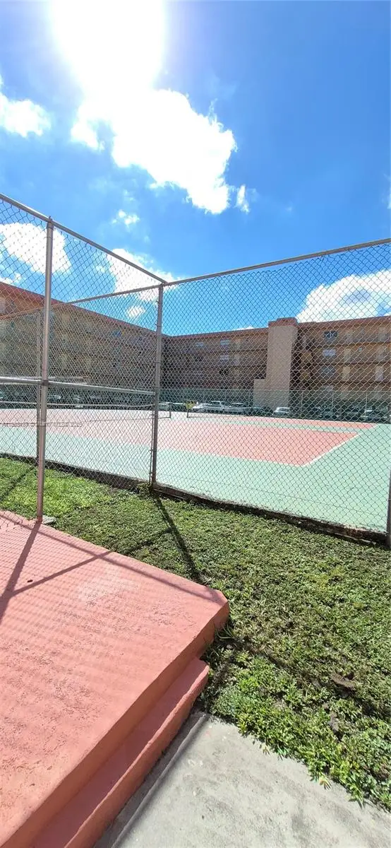 1850 W 56 #2410, Hialeah, FL 33012 - Image #3