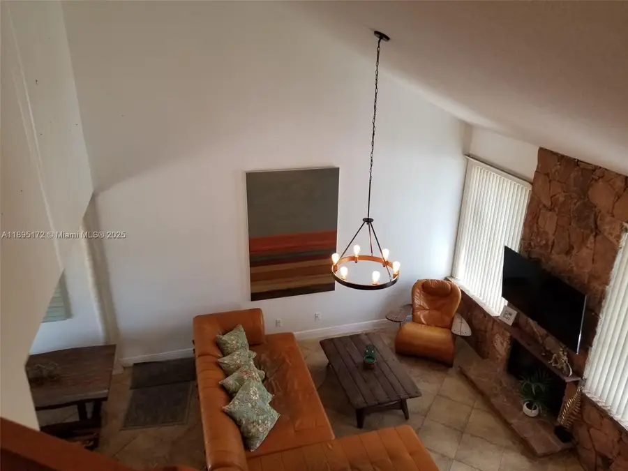 9535 SW 148th Ave Cir E, Miami, FL 33196 - Image #2