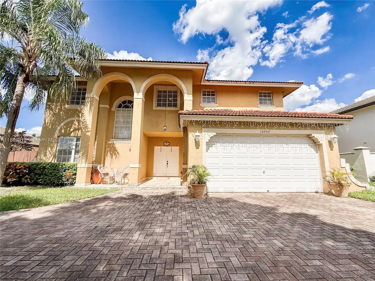 15757 SW 102nd St, Miami, FL 33196 - Image #1