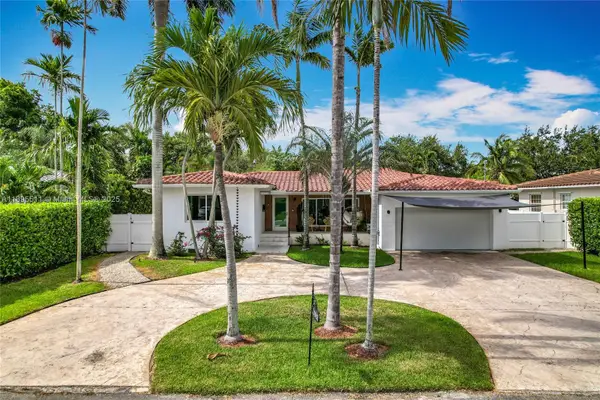 1080 NE 104th St, Miami Shores, FL 33138