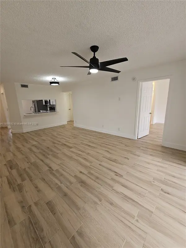 2524 NW 104th Ave #103, Sunrise, FL 33322