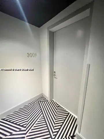 45 SW 9th St #3009, Miami, FL 33130 - Image #2