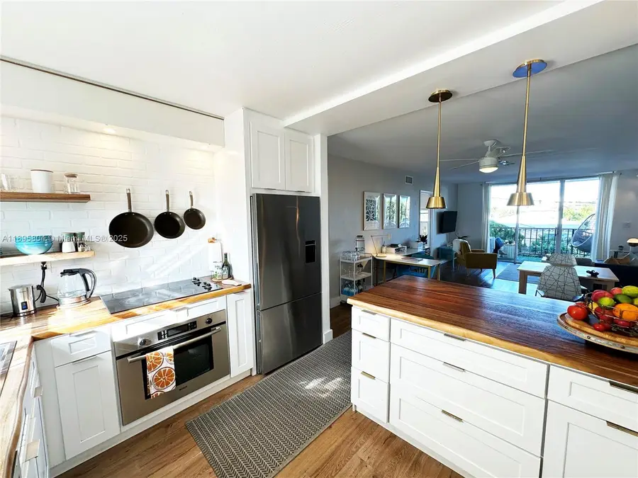 7850 Byron Ave #307, Miami Beach, FL 33141 - Image #2