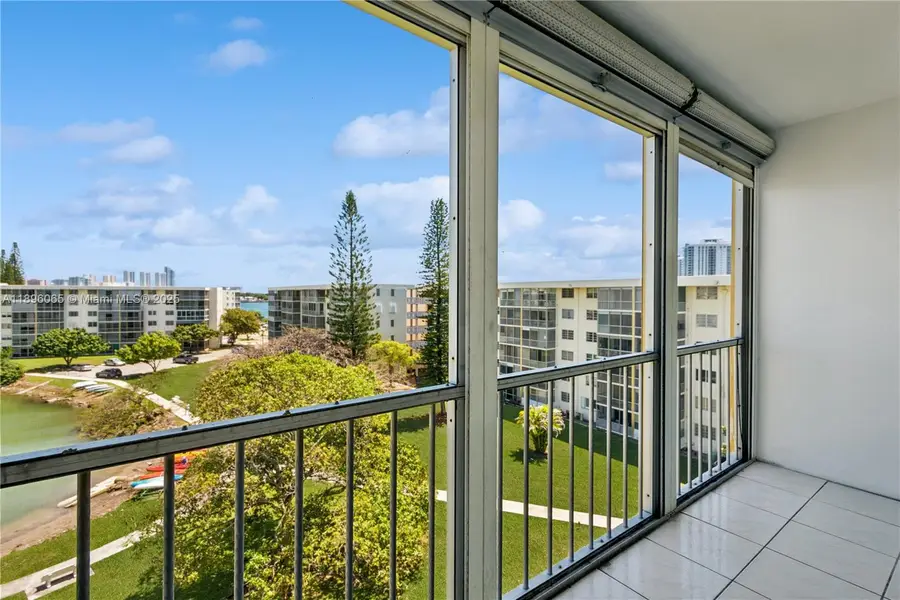 2851 Leonard Dr #J610, Aventura, FL 33160 - Image #2