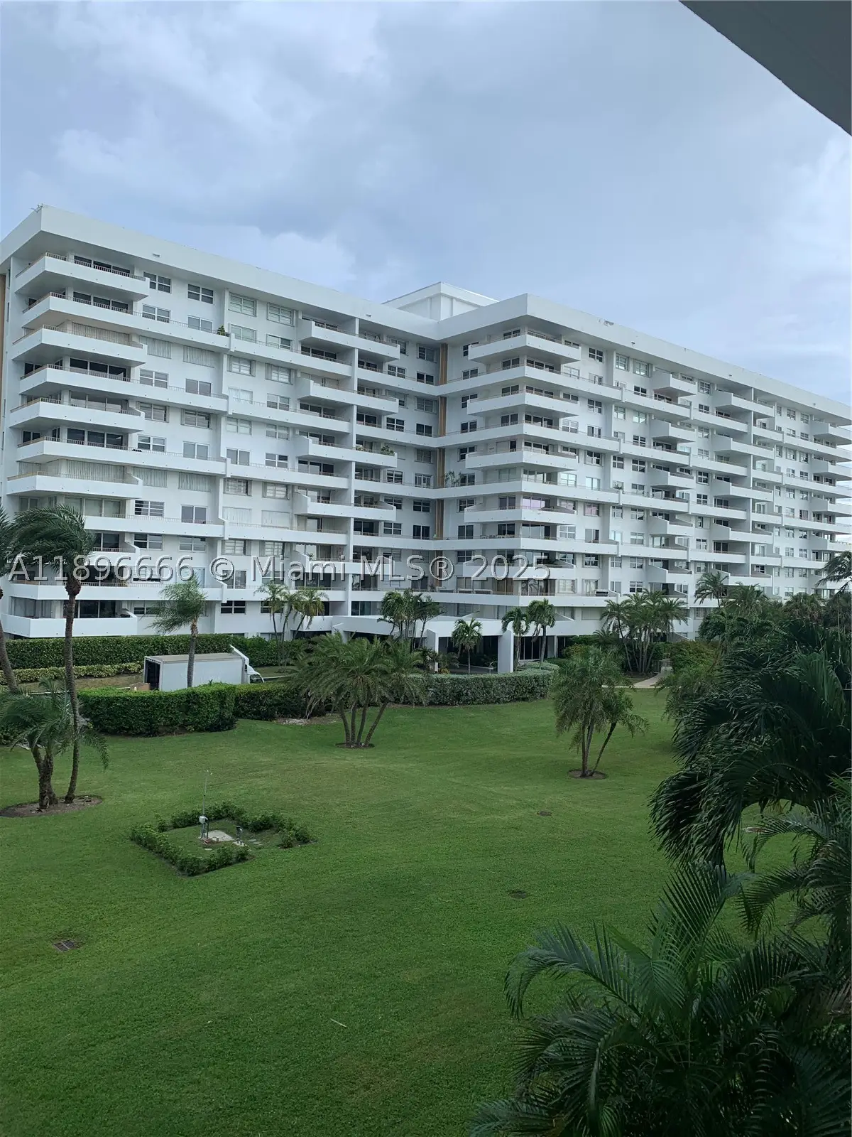 177 Ocean Lane Dr #208, Key Biscayne, FL 33149 - #1
