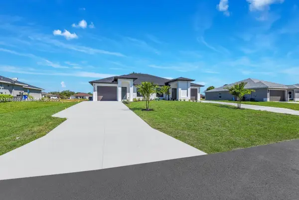 5117 24th St Sw, Lehigh Acres, FL 33973