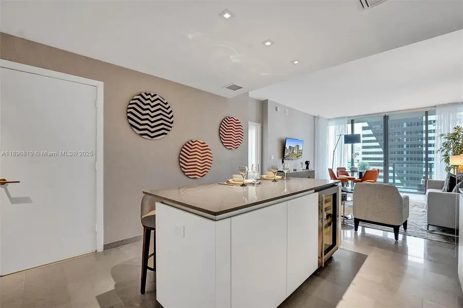 88 SW 7th St #1408, Miami, FL 33130 - Image #3