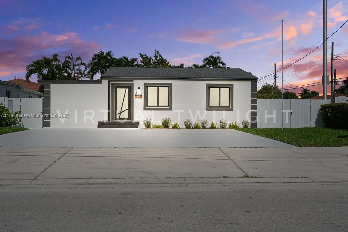 841 SE 11th Pl, Hialeah, FL 33010 - Image #1