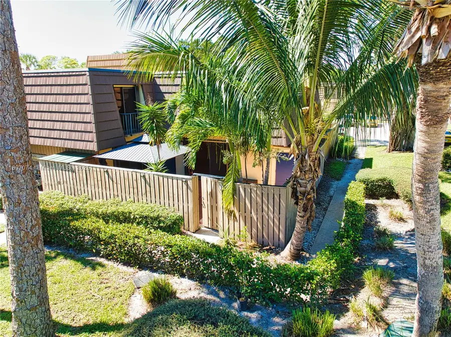 1419 14th Ct, Palm Beach Gardens, FL 33410 - Image #3