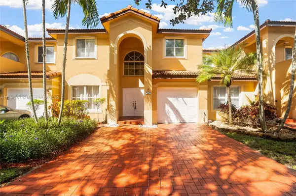 239 Mahogany Ter, Davie, FL 33325