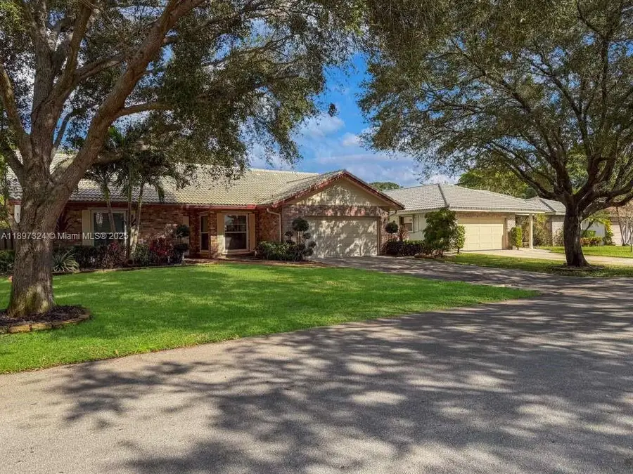 7101 NW 40th St, Coral Springs, FL 33065 - Image #2