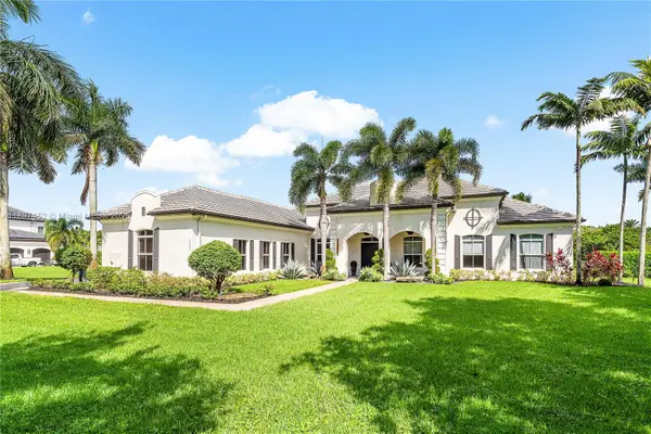 12525 SW 15th Mnr, Davie, FL 33325