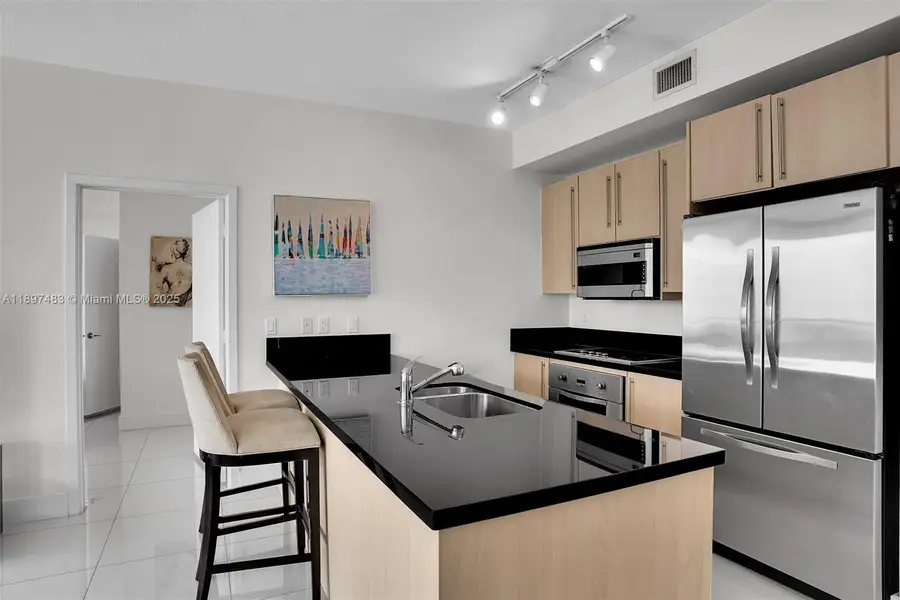 79 SW 12th St #PH3804, Miami, FL 33130 - Image #3