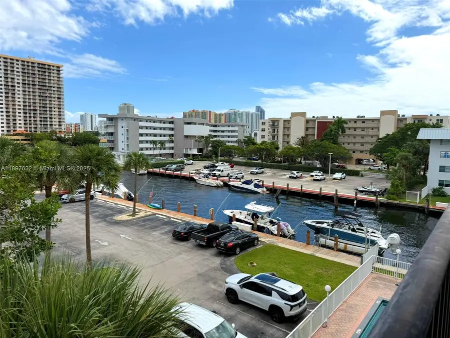 3860 NE 170th St #412, North Miami Beach, FL 33160 - Image #2