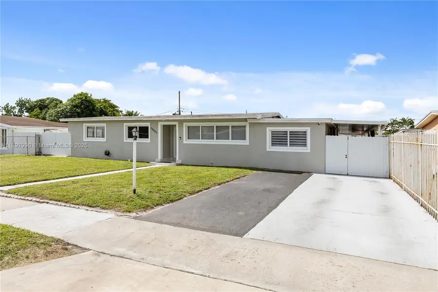 19602 NW 37th Ct, Miami Gardens, FL 33055 - Image #3