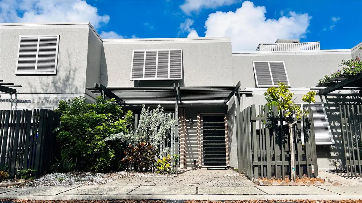 1666 NW 113th Way, Pembroke Pines, FL 33026 - Image #1