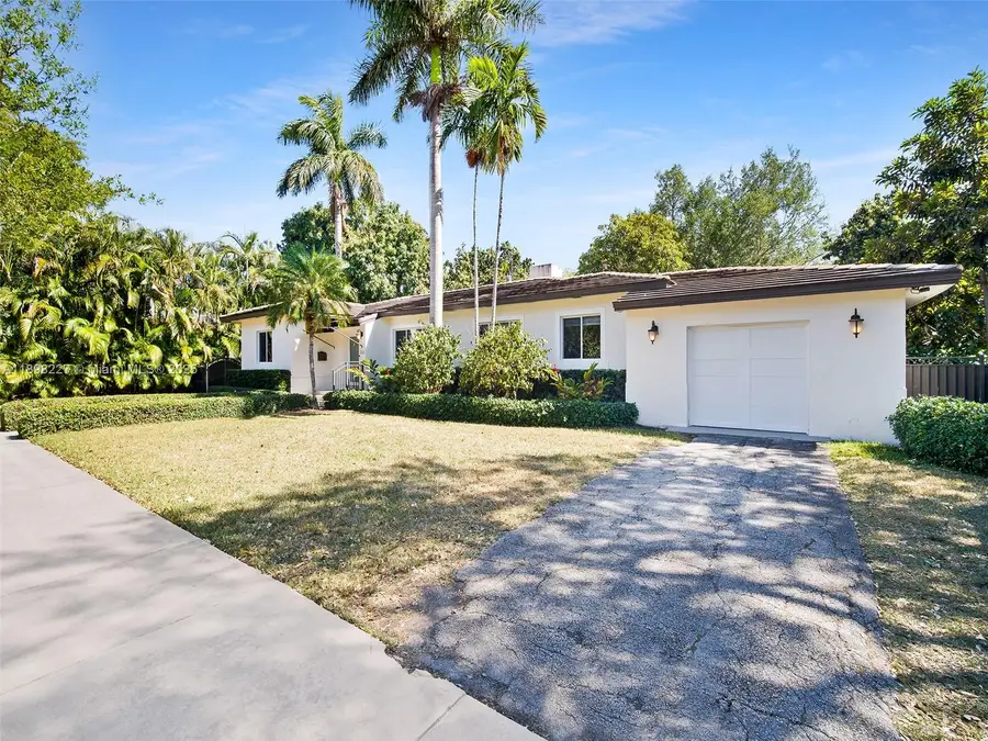 330 Viscaya Ave, Coral Gables, FL 33134 - Image #2