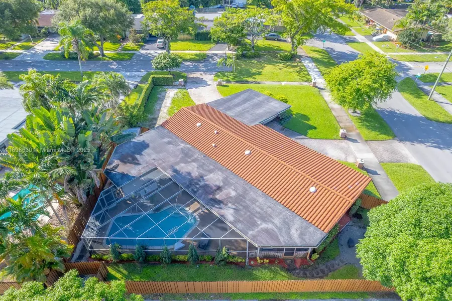 3439 Cleveland St, Hollywood, FL 33021 - Image #2