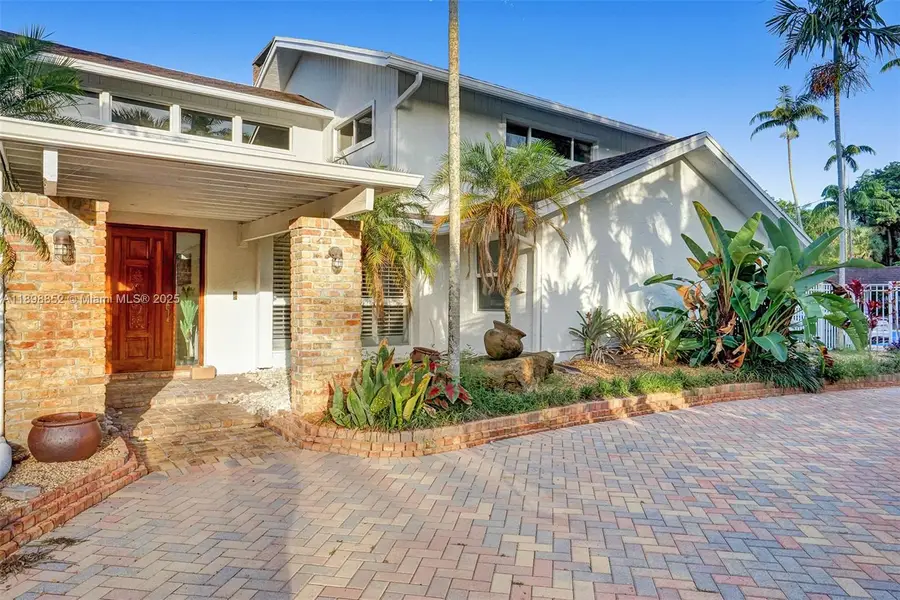 2120 SW 28th Way, Fort Lauderdale, FL 33312 - Image #3