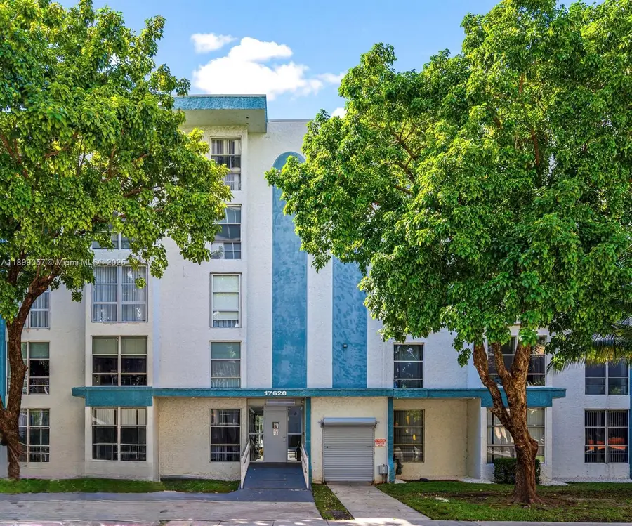 17620 Atlantic Blvd #316, Sunny Isles Beach, FL 33160 - Image #2