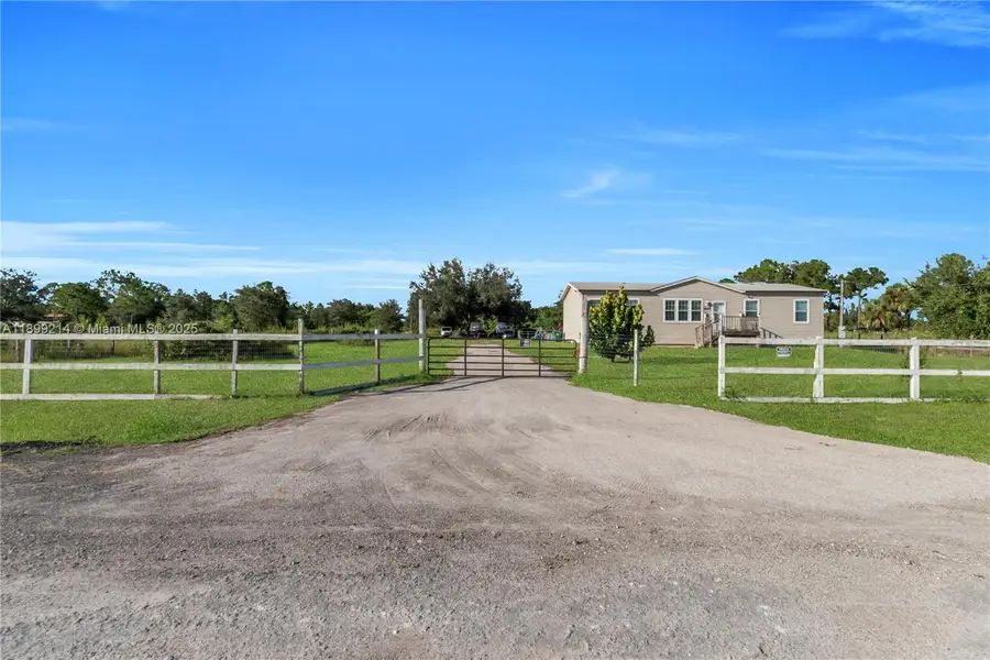 7824 8th Pl Labelle, Labelle, FL 33935 - Image #2