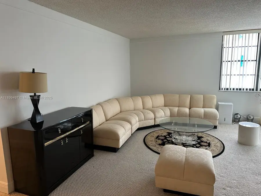 3900 N Hills Dr #310, Hollywood, FL 33021 - Image #2