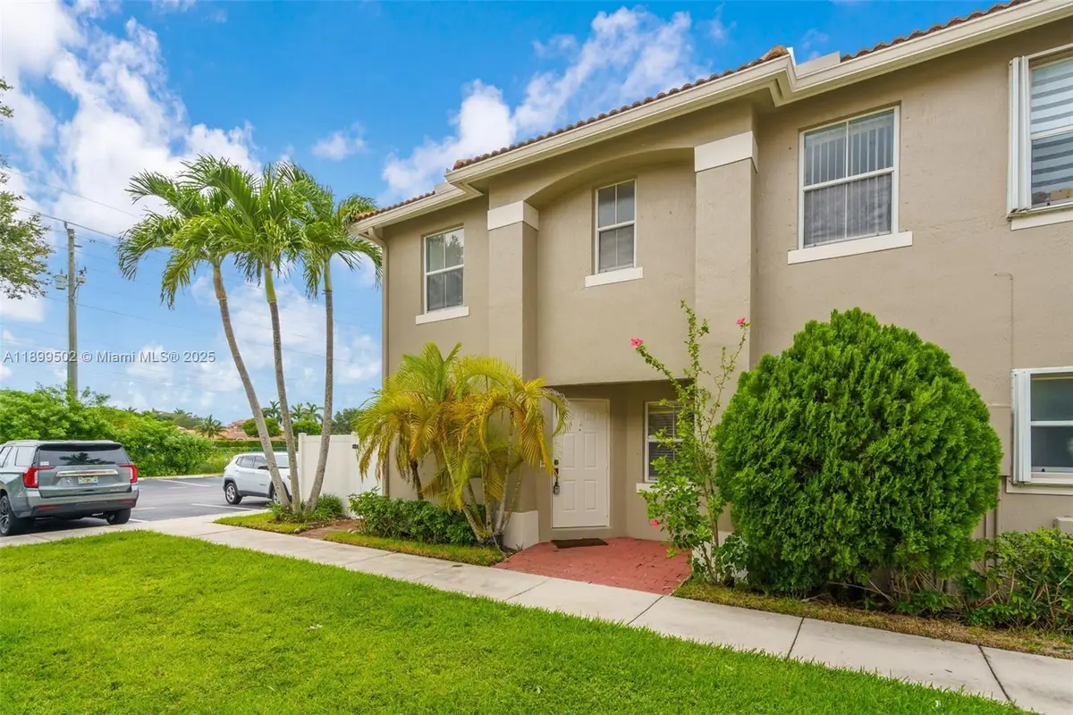 5321 SW 126th Ter, Miramar, FL 33027 - Image #1