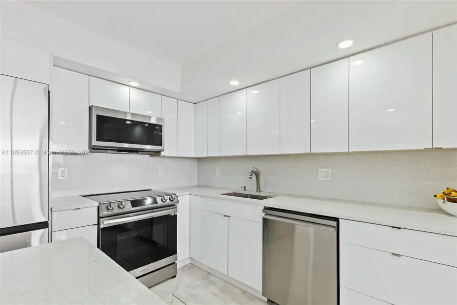 18021 Biscayne Blvd #1003, Aventura, FL 33160 - Image #3