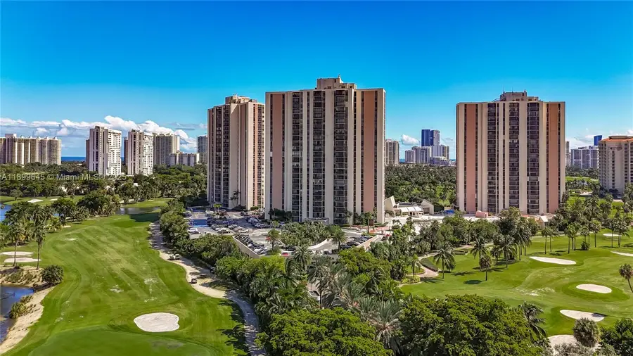 20301 W Country Club Dr #2428, Aventura, FL 33180 - Image #3