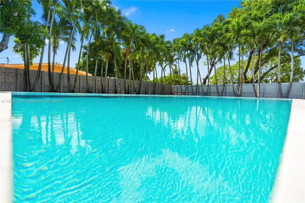 200 E 60th St, Hialeah, FL 33013