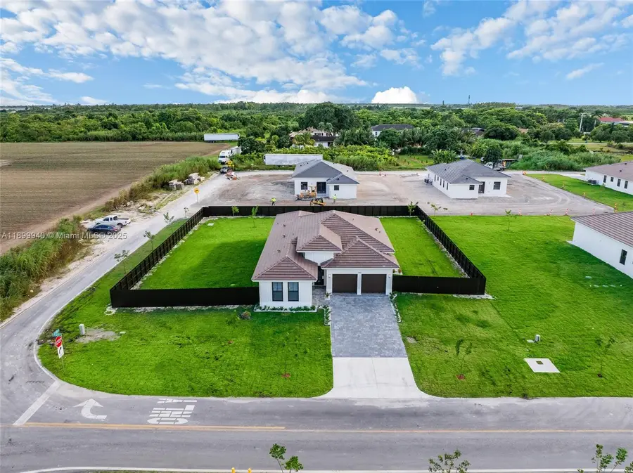 19504 SW 324th St, Homestead, FL 33030 - Image #3