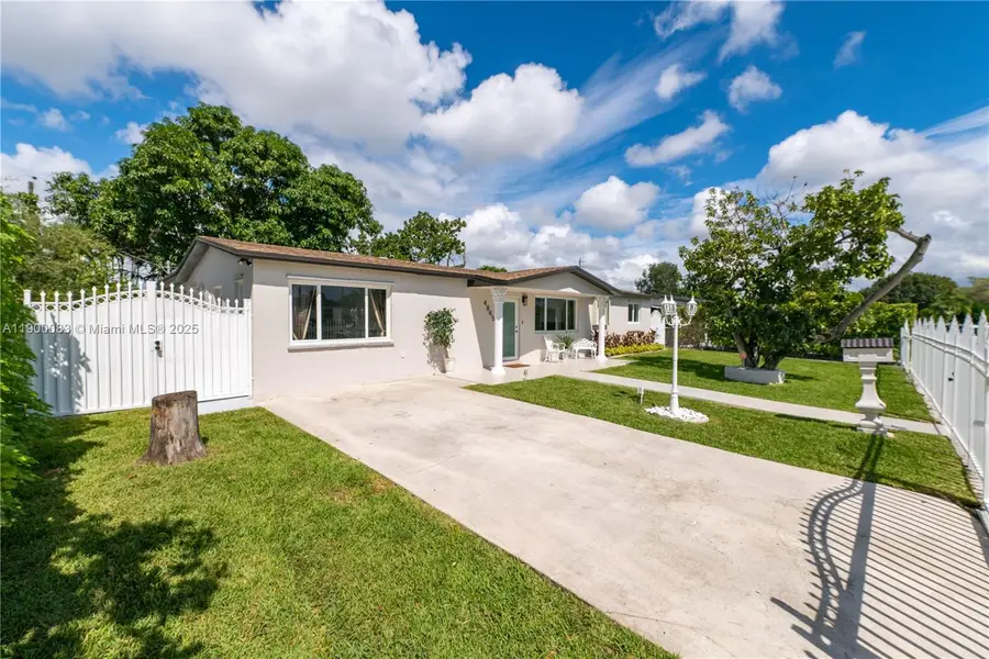 4845 NW 169th St, Miami Gardens, FL 33055 - Image #2