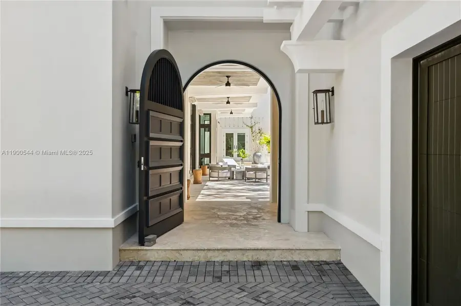 3701 Park Ave, Miami, FL 33133 - Image #3