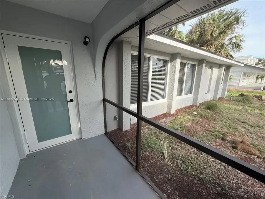 304 N Ave, Lehigh Acres, FL 33936 - #2