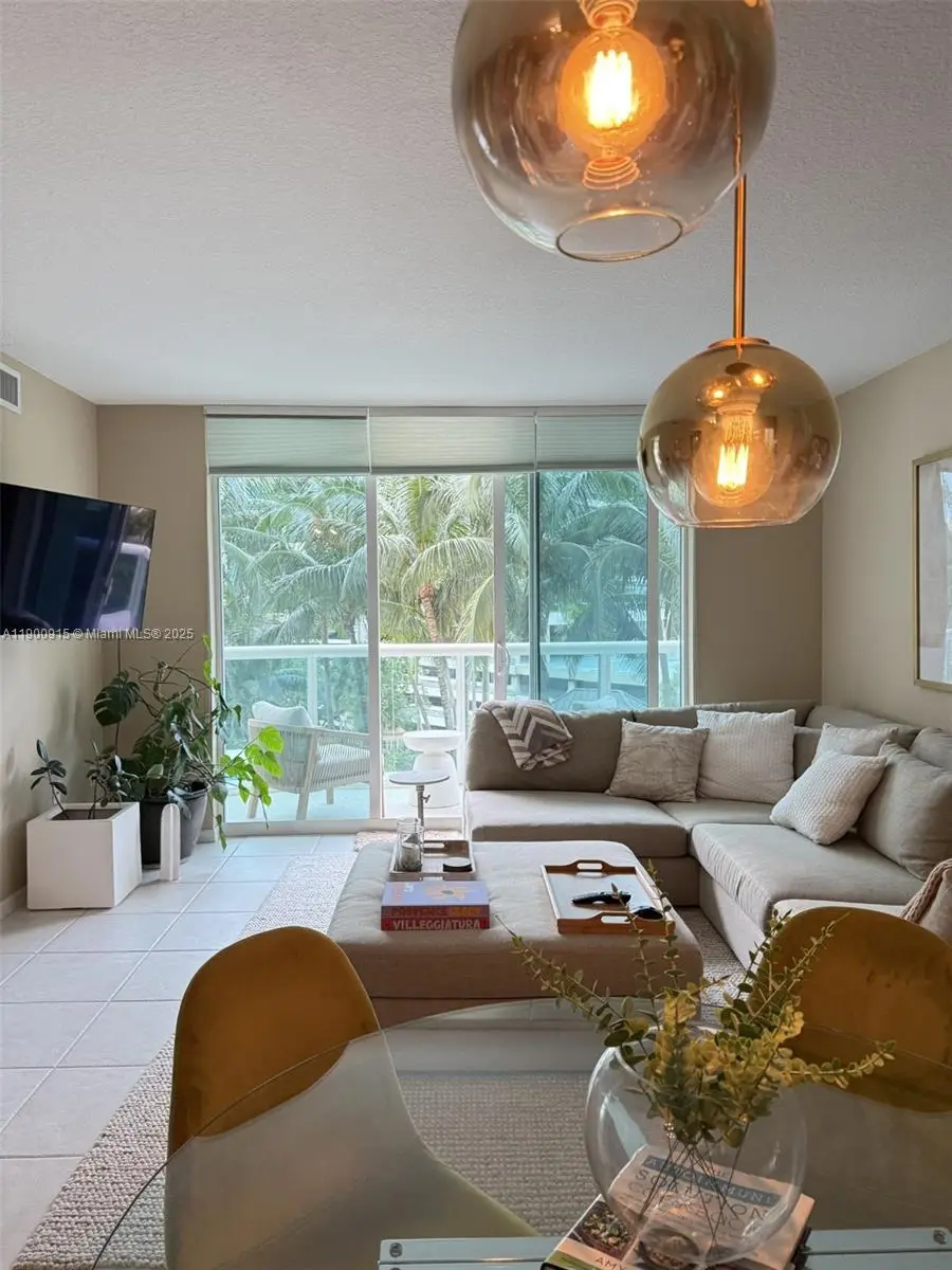 347 N New River Dr E #907, Fort Lauderdale, FL 33301 - Image #3