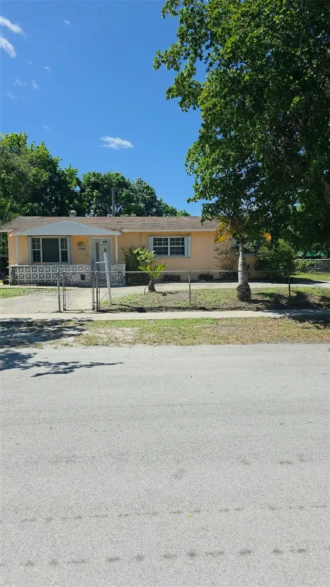17960 NW 22nd Ct, Miami Gardens, FL 33056 - Image #2
