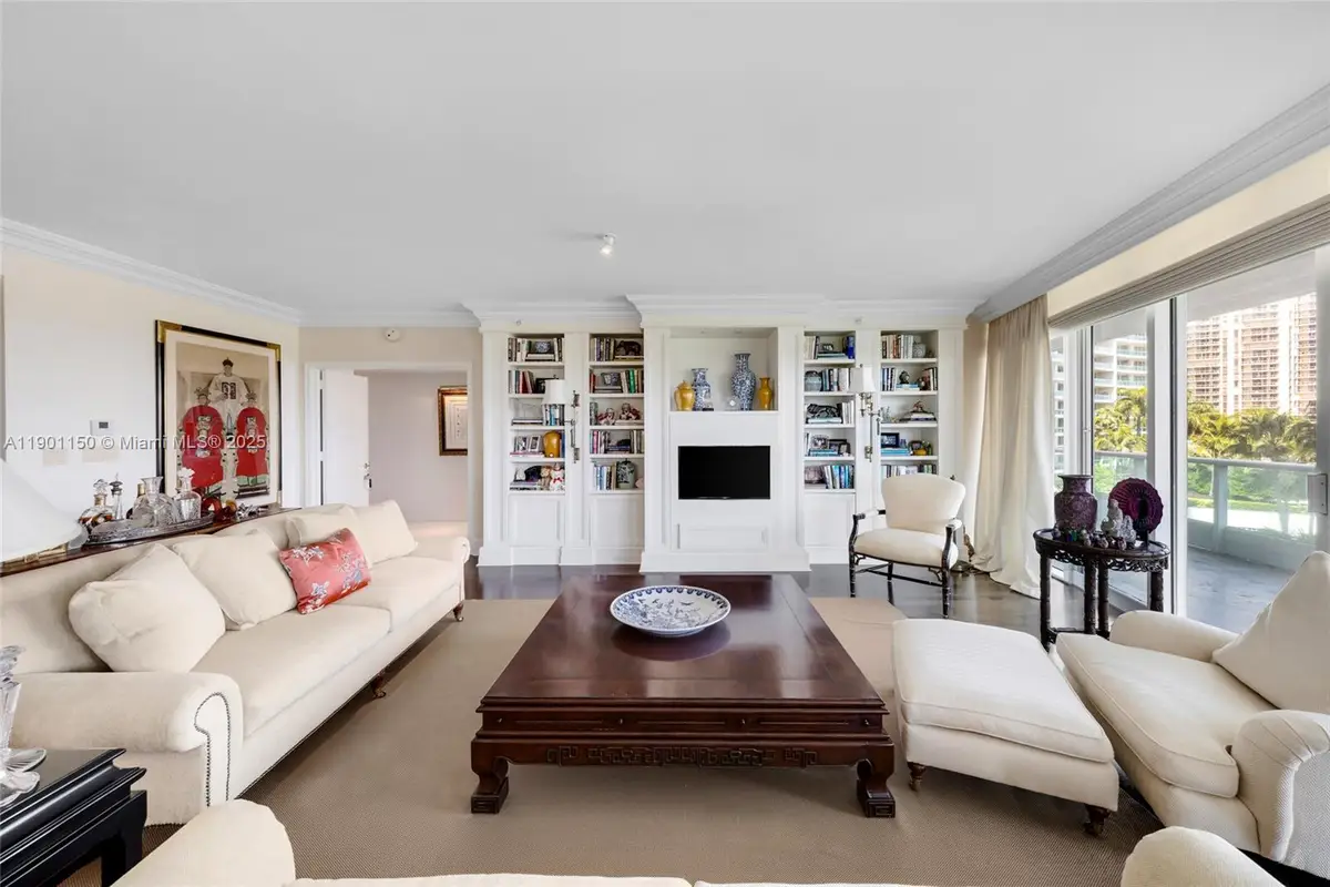 19955 NE 38th Ct #705, Aventura, FL 33180 - Image #1