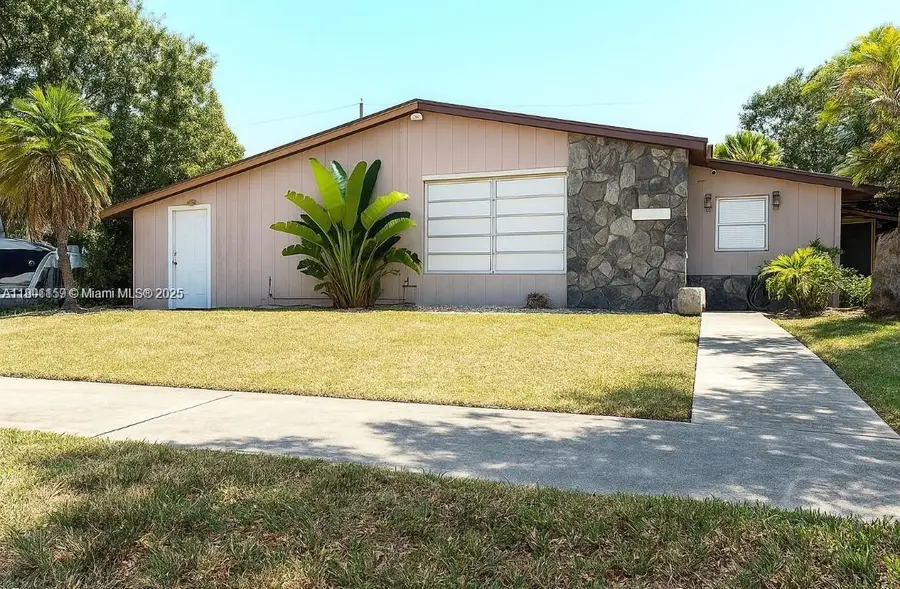 Address Withheld By Seller, Miami, FL 33157 - Image #2